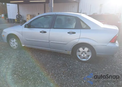 2006 Ford Focus Zx4 z USA, uszkodzony, nr VIN 1FAFP34N46W247532